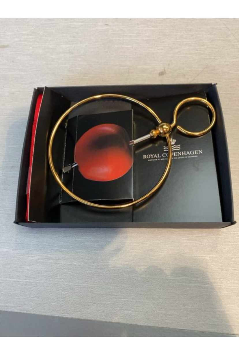Royal Copenhagen frugt nål